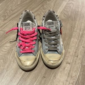 DENIM Golden Goose sneakers.